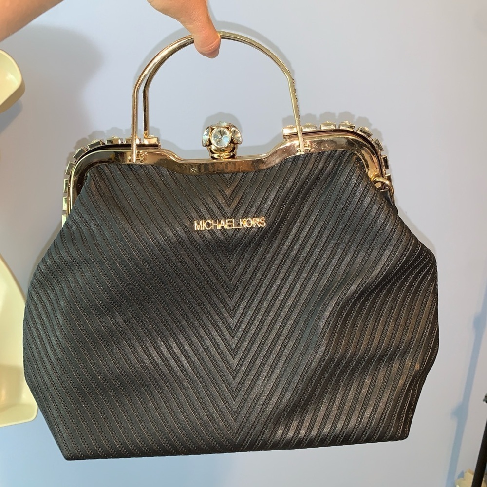 “Michael Kors” Black and Gold  rhinestone jumbo kiss clasp Women's handBag purse - Picture 7 of 10